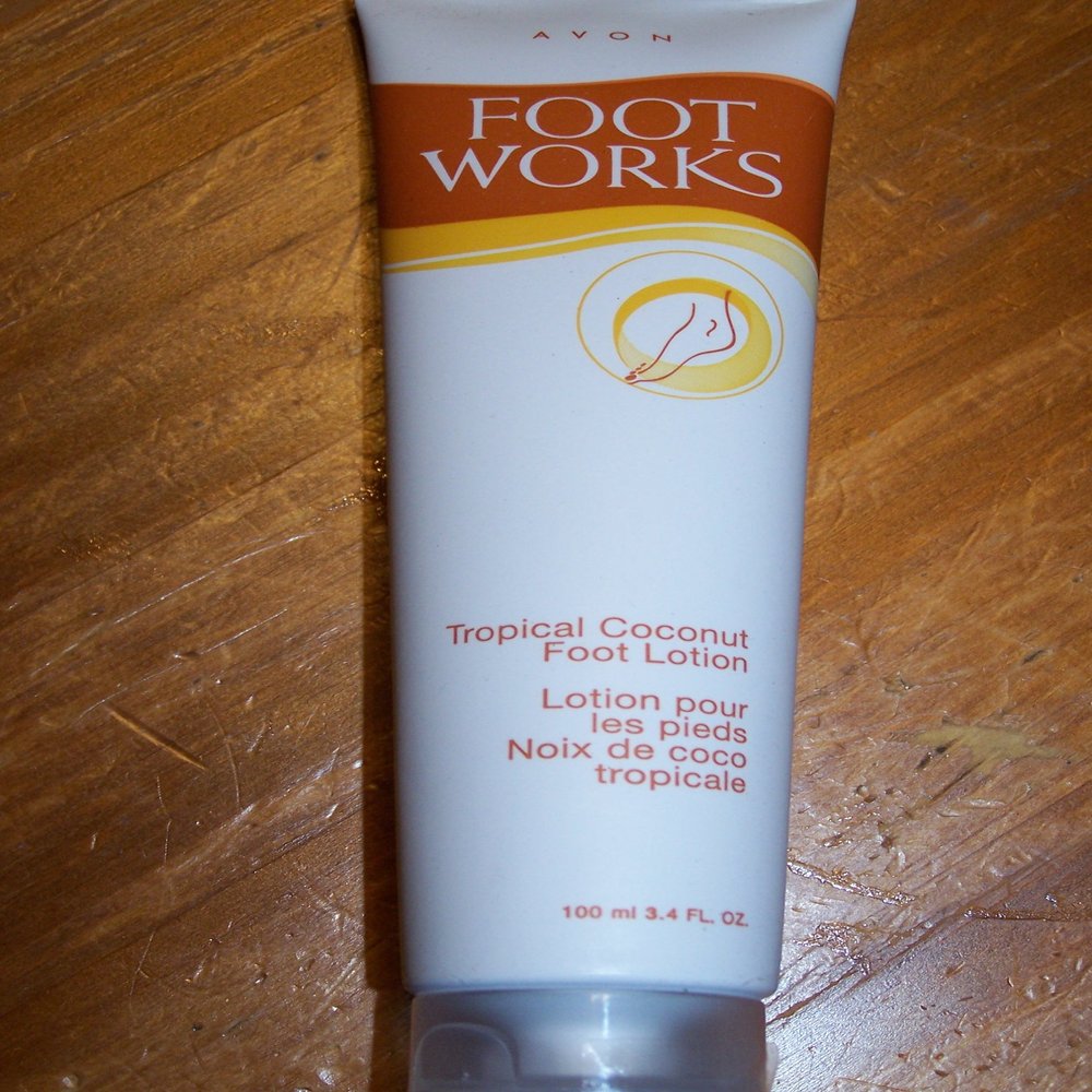 Avon Foot Works Tropical Coconut Foot Lotion