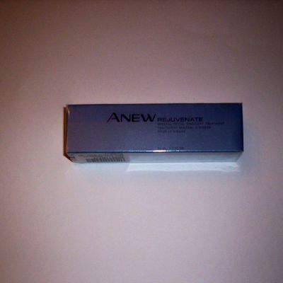 Avon Anew Rejuvenate Mineral Facial Rinse-Off Treatment