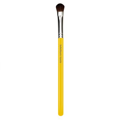 Bdellium Tools Professional Makeup Brush - Studio Series 774 Large Shader - With Mix of Soft Natural and Synthetic Fibers, For Applying and Blending Powder (Yellow, 1pc)