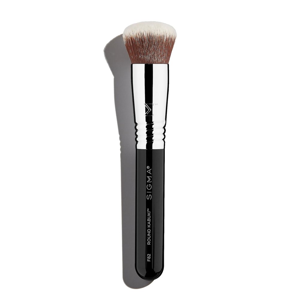 Sigma Beauty F82 Round Kabuki Brush - Makeup Brush for Powder and Cream
