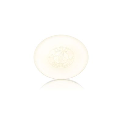 DHC Olive Soap, Nourishing Gentle Cleansing Bar, Retains Moisturize, Fights Signs of Premature Aging, Ideal for Dry and Mature Skin, 3.1 oz. Net wt.