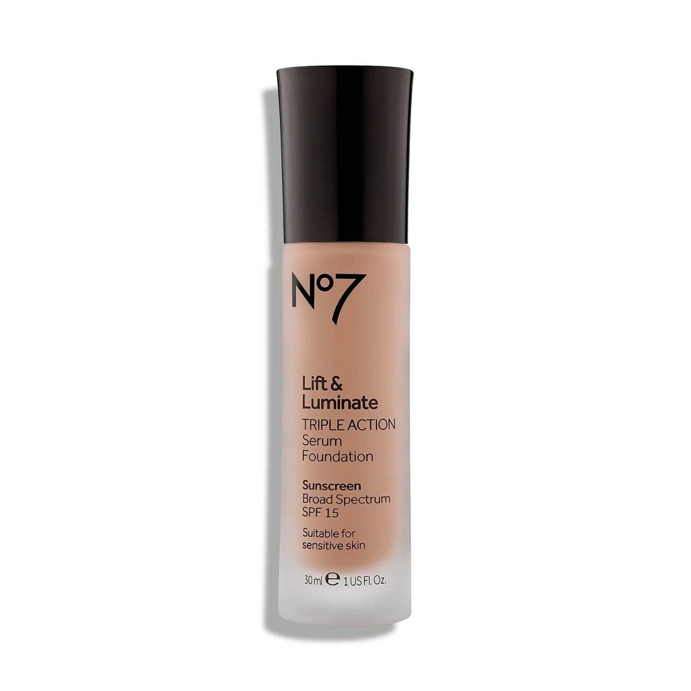 JoJo Siwa No7 Lift & Luminate TRIPLE ACTION Serum Foundation - Warm Beige
