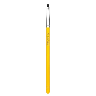 Bdellium Tools Professional Makeup Brush - Studio Series 761 Tight Liner - With Soft Synthetic Fibers, For Precise Application of Eyeshadow (Yellow, 1pc)