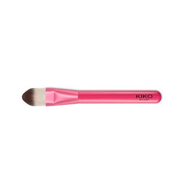 KIKO Milano Smart Foundation Brush 101 | Flat Brush With Synthetic Fibers To Fluid Or Cream Foundation
