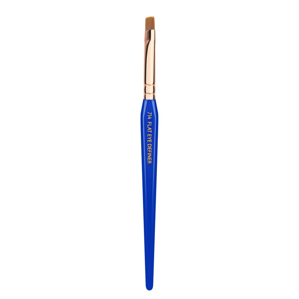 Bdellium Tools Professional Makeup Brush - Golden Triangle 714 Flat Eye Definer - With All Vegan and Soft Synthetic Fibers, For Smooth Application and Even Consistency (Blue, 1pc)