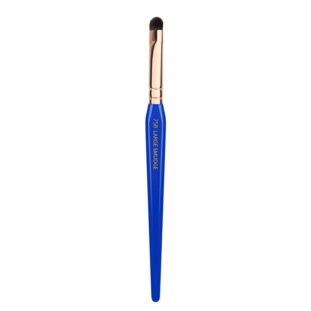 Bdellium Tools Professional Makeup Brush - Golden Triangle 758 Large Smudge - With All Vegan and Soft Synthetic Fibers, For Creating a Smoky Eye Effect (Blue, 1pc)