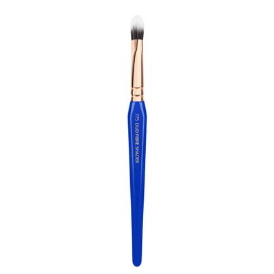 Bdellium Tools Professional Makeup Brush - Golden Triangle 775 Duet Fibre Shader - With All Vegan and Soft Synthetic Fibers, For Shading Eyeshadow (Blue, 1pc)