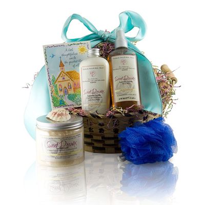 Castle Baths - Natural, Handmade and Hand-Packaged Get Well Gift Basket with Soothing Sweet Dreams Vanilla Lavender Aromatherapy Scented Bath and Spa Products for The Soul