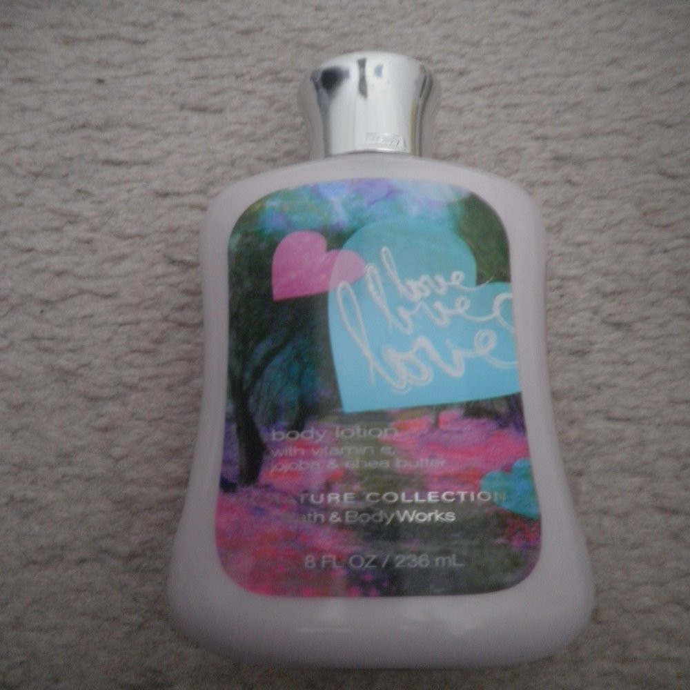 Bath and Body Works Love Love Love Body Lotion 8 Oz