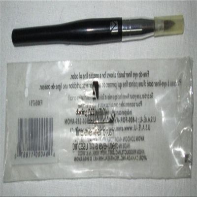 Avon Daring Definition Fine Eye Liner Brush