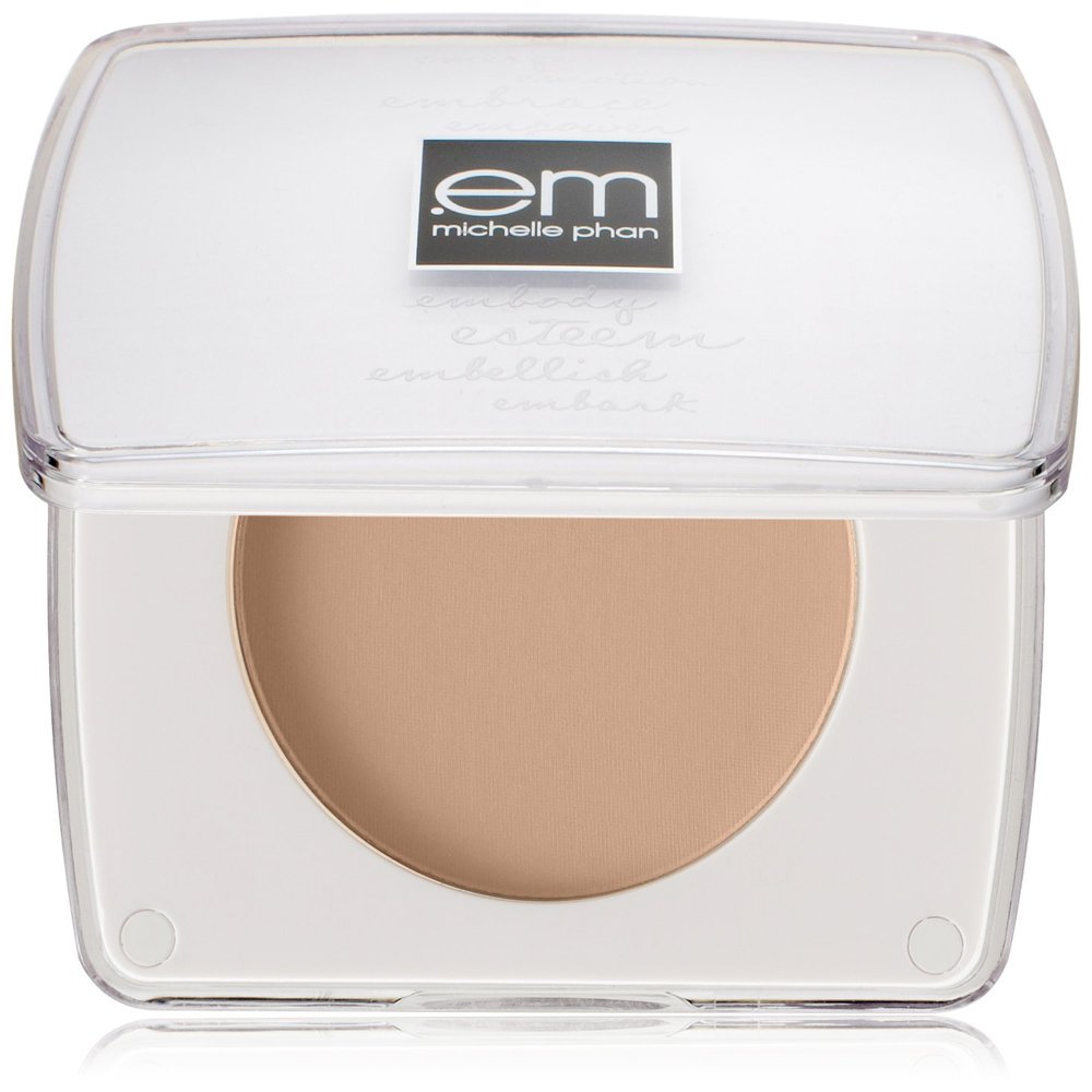 em michelle phan Love Me For Me Flawless Finish Powder Compact, Natural 06