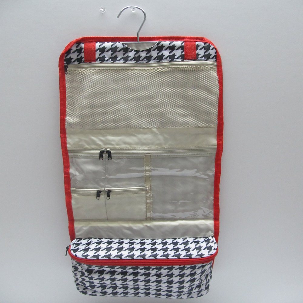 25" Women's Hanging Cosmetic Bag (Houndtooth Red)