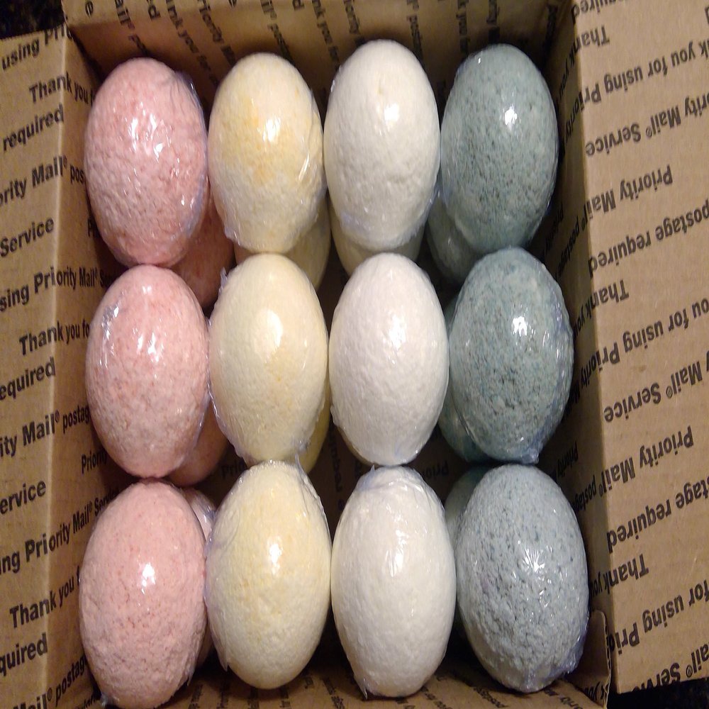 12 Large Bath Bombs-4oz