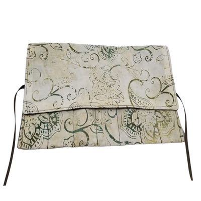 Ivory & Green Batik Straight Edge Razor Storage