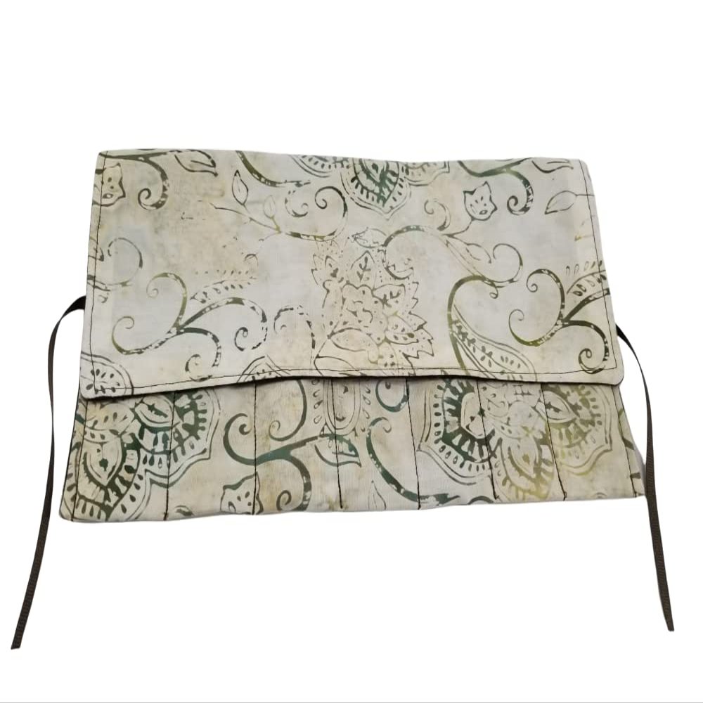 Ivory & Green Batik Straight Edge Razor Storage