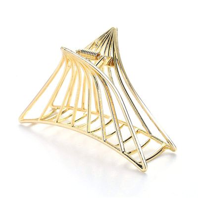 Geometric Hollow Triangle Hair Claw Clip Metal Alloy Large Mesh Gripper Jaw Clip Hair Clip Hair Pin Fashion Woman Hair Accessory
