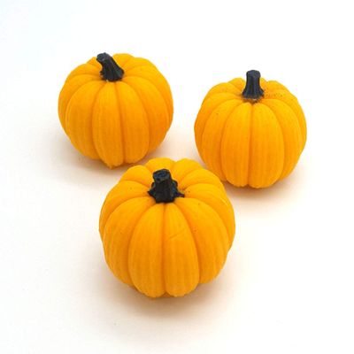 3 Pieces of Mini Pumpkin Soap, Great for Baby Shower Gift, Halloween and Fall Decoration.
