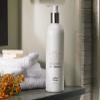 Atelier Bloem Geranium Strengthening Conditioner - Kimpton Hotel Collection - Bath & Body - Basil, Green Apple, Neroli, Sandalwood, Cardamom and Geranium - 16 oz. view 3