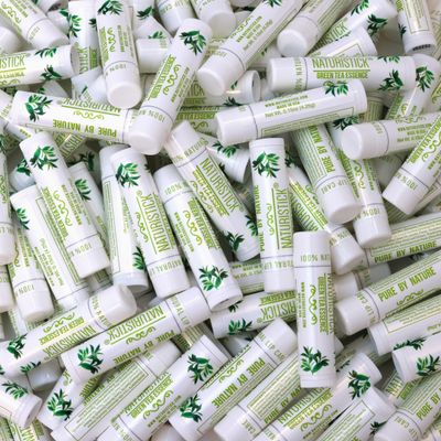 150-Pack Premium Beeswax Lip Balm by Naturistick | Chemical-Free, 100% Natural Chapstick for Dry, Chapped Lips | Made with Coconut Oil, Shea Butter, Aloe Vera | Green Tea Scent | Made in the USA