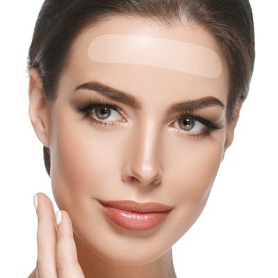 Blumbody Forehead Wrinkle Patches - Anti Wrinkle Facial Patches to Smooth Eyes & Forehead Wrinkles - Non-Silicone Face Tape for Fine Wrinkles between Eyes & Face - 50 Patches (Up to 60 day supply)