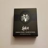 KVD Beauty Lock-It Refillable Mattifying Pressed Finishing Powder Light/Medium view 4