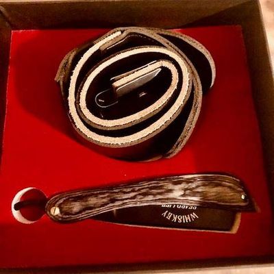 Hand Made Rounded 5/8 Partial Hollow Straight Razor with Leather Strop Shaving Kit