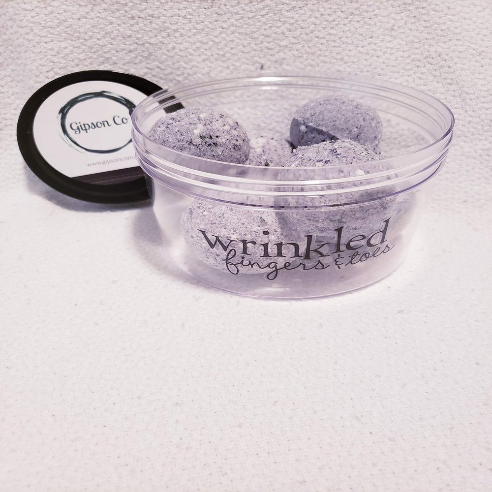 Cashmere Plum Bath Bombs