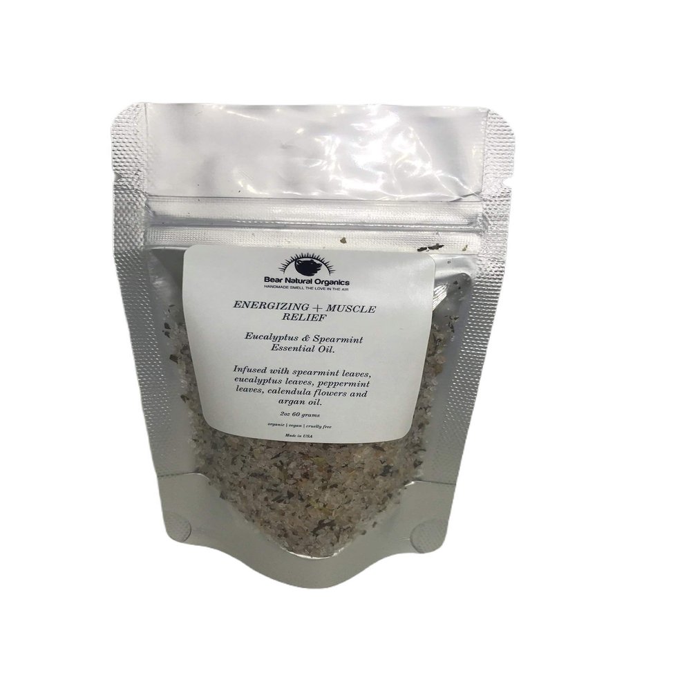 BearNaturalOrganics Himalayan Salt Soak With Eucalyptus and Spearmint For Energizing Muscle Relief Great Gift 8 Once Packets