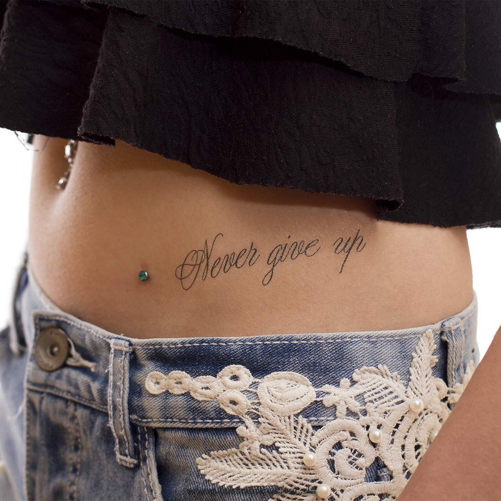 10 x Never give up Tattoo - Lettering in black - Temporary Skin Tattoo (10)