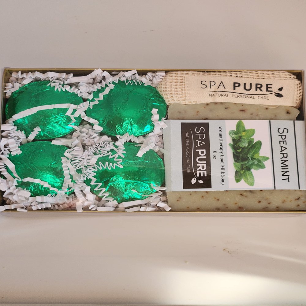 Spa Pure Aromatherapy Gift Set: Spearmint Artisan soap, 4 Shower Steamers, made in USA with plant based ingredients, Cotton Shower Steamer & Soap Bag