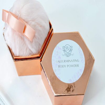 Alluring Faces Body Shimmer Powder Highlighter with Cute Pink Furry Puff