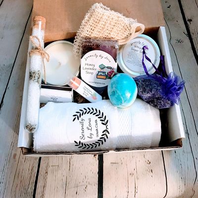 10 piece Lavender spa gift set, Deluxe Lavender Gift Box, gift for all occasion.