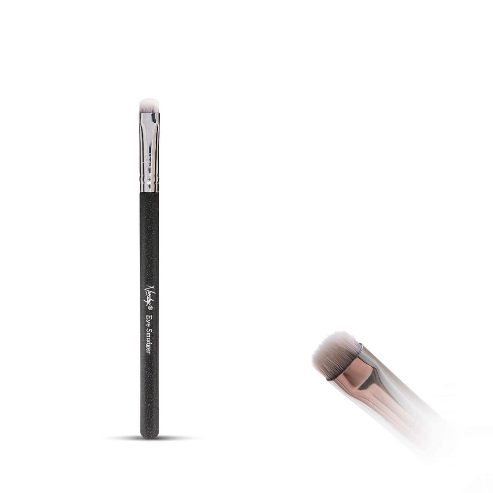 Nanshy Eye Smudger Makeup Brush - Smudge Brush for Shading & Blending Eyeshadow & Eyeliner - Perfect Eyeliner Smudge Brush for Buffing - Vegan & Cruelty-Free - Onyx Black
