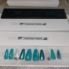 Green Press On Nails Size Medium