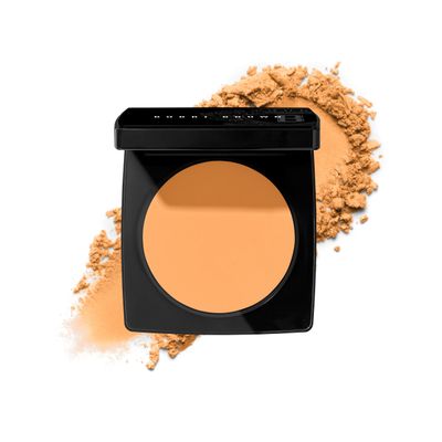 Bobbi Brown Sheer Finish Pressed Powder | Oil-Absorbing, Mattifying Setting Powder for All-Day Shine Control | Includes Puff, 0.32 Ounce, Soft Honey