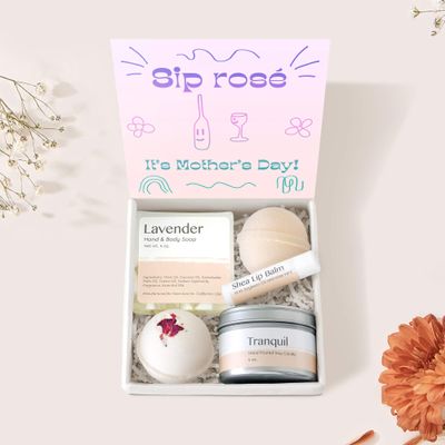 Dear Ava Spa Gifts for Women - Organic Self Care luxury Anti Stress Relaxing Bath and Body Kit Set Basket Box for Her with Heartfelt Card - Funny Mothers Day Gift