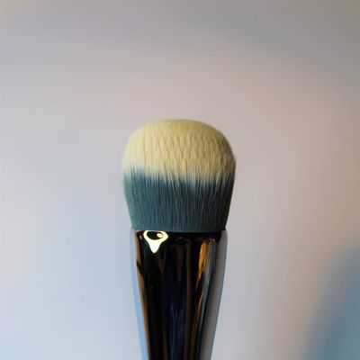 15 T W E N T Y Beauty Compact Foundation Brush (F02)