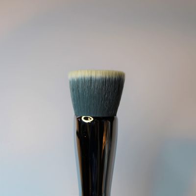 15 T W E N T Y Beauty Deluxe Kabuki Brush (FK01)