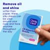 Clean & Clear Essentials Oil Absorbing Sheets, Portable Blotting Papers for Shine Control on the Face & Nose, Blotting Sheets Instantly Remove Excess Oil Without Smudging Makeup, 3 Pack view 4