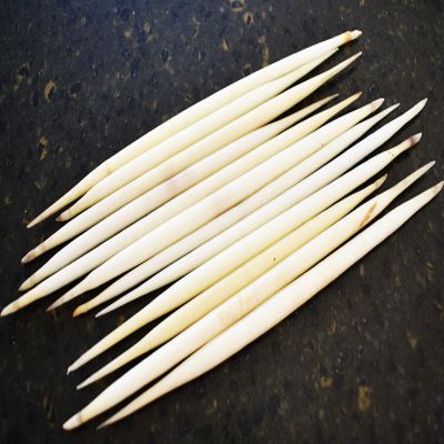Florida Shells and Gifts Set of 12 Large White African Porcupine Quills (6-8") Handpicked for Crafts Decor Hobby Indian Crafts Hair Sticks