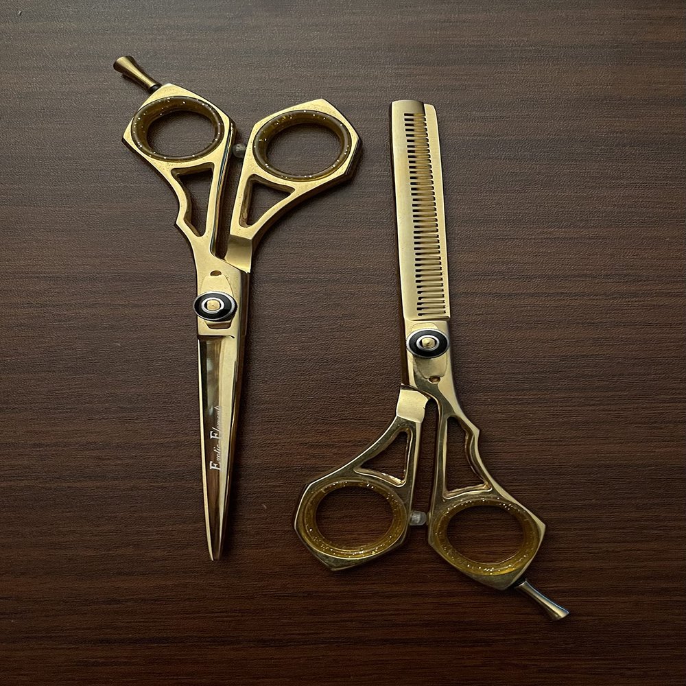 Exclusive Salon Grooming Cutting Mustache Beard and Eyebrows Comfortable Grip with Detachable Finger Inserts