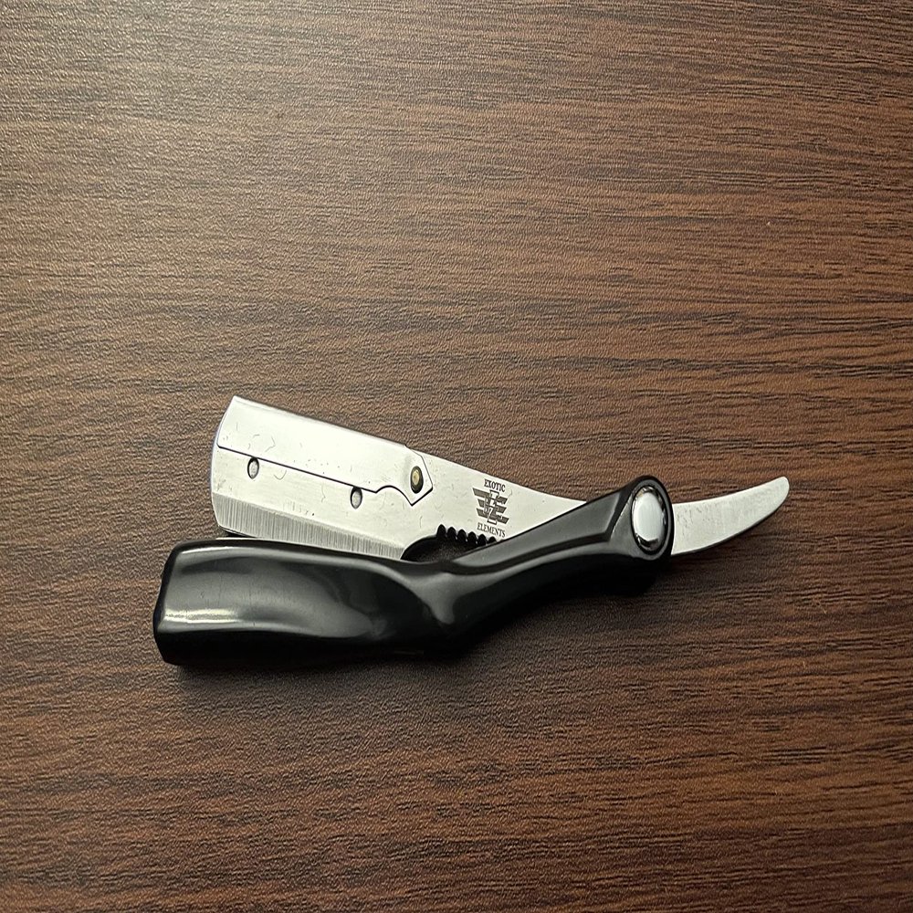 Mens Shaving Bone Style Black and Silver Straight Edge Razor Easy Shaving and Grooming