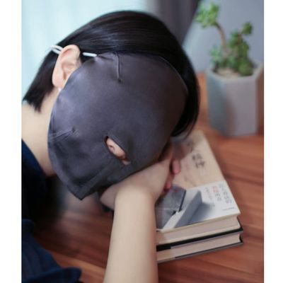 100% Silk Sleep Mask Modern Full Face Sleep Mask Soft Comfortable A Good Nights Sleep Eye Mask with Adjustable Strap (Beige)