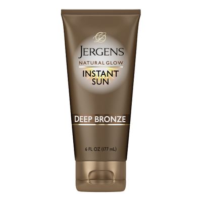 Jergens Natural Glow Instant Sun Tanning Moisturizer + Bronzer, Lightweight Sunless Tanning for Natural-Looking Color, Deep Bronze, 6 Oz