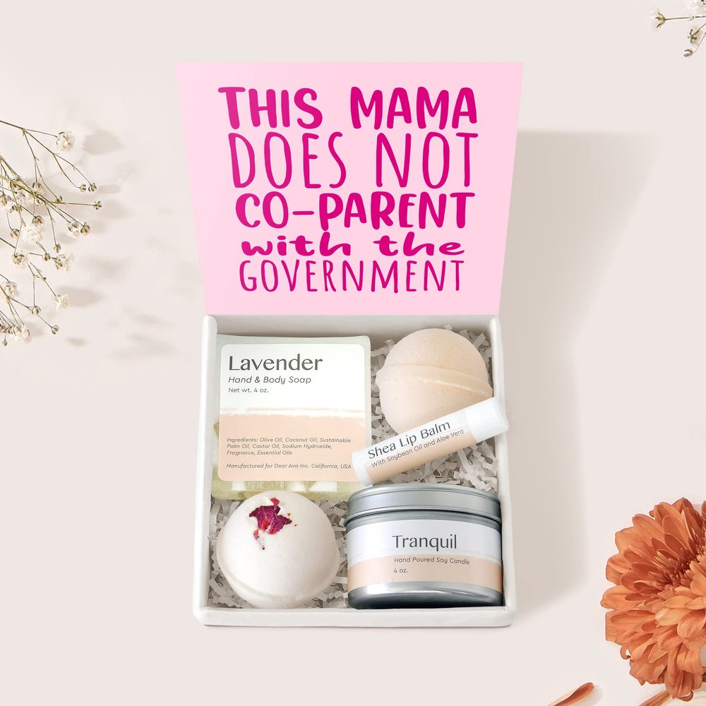 Dear Ava Spa Gifts for Women - Organic Self Care luxury Anti Stress Relaxing Bath and Body Kit Set Basket Box for Her with Heartfelt Card - Funny Mom Gift Idea