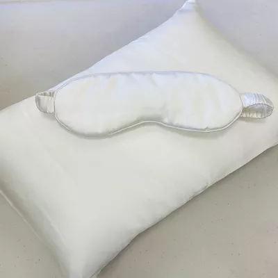 100% Silk Mulberry Sleep Mask for A Full Night's Sleep | Comfortable & Super Soft Eye Mask, Great for Travel, and Gifting