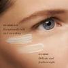Este Lauder Re-Nutriv Ultimate Lift Regenerating Youth Eye Cream Rich | Under Eye Cream for Dark Circles & Anti-Aging, 0.5 Ounce view 3