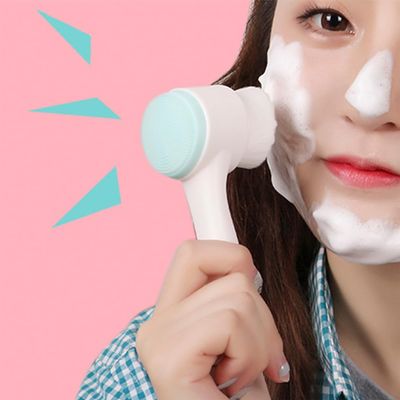 AKOAK 1 Pack 2-in-1 Cleansing Brush for Manual Facial Cleansing, Two-Sided Skincare Facial Cleansing Brush, Silicone Facial Scrubbing Brush for Deep Pore Exfoliation, Cosmetic Massage