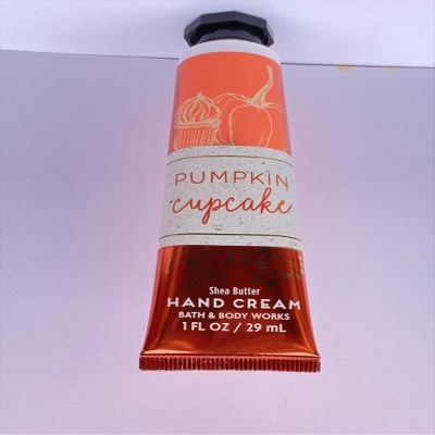 Bath & Body Works Shea Butter Hand Cream Pumpkin Cupcake 1oz