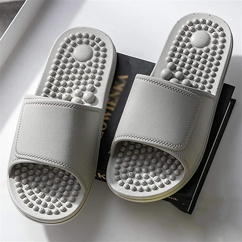 HYCYYFC Shower Bath Shoes Foot Acupuncture Massage Sandals and Slippers Female Summer Home Indoor Couple Bathroom Bathtub Men's Slippers Women's Bath Shoes (Color : Grey, Size : 44/45)